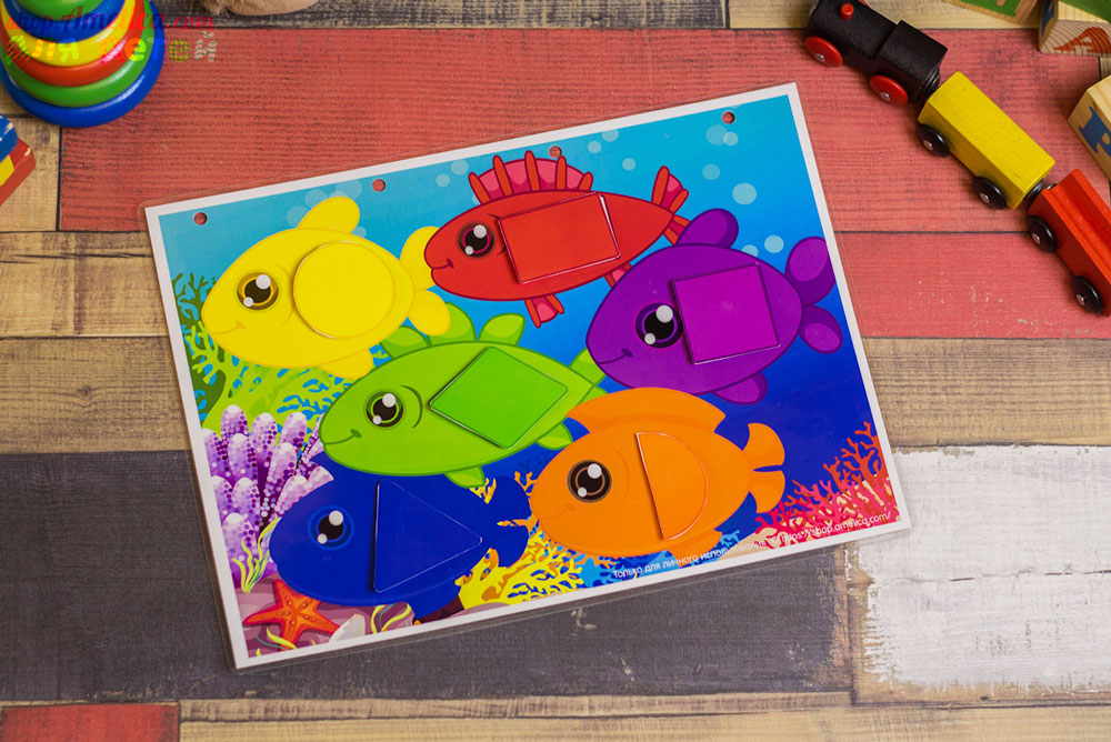 Игры умные липучки для детей. Дидактическая игра — аппликация на липучках «Цветные рыбки — Мои первые геометрические фигуры»